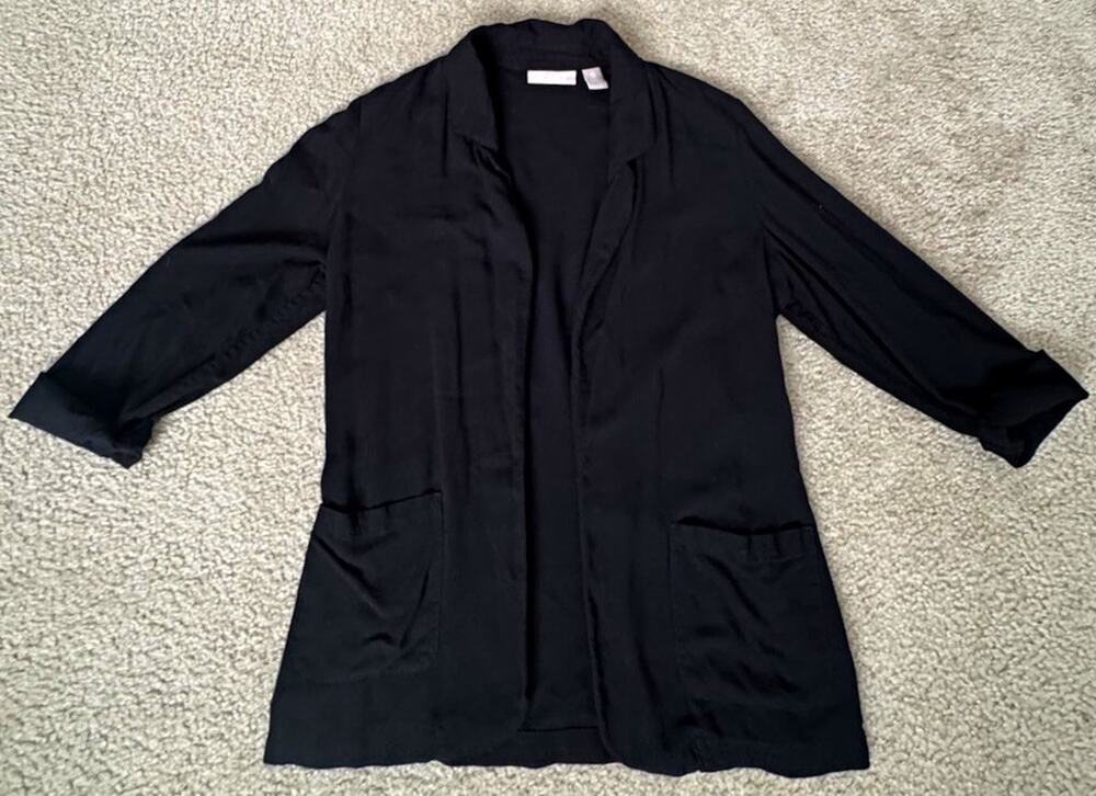 Chicos Womens Size 0 Black Open Front Long Cardigan Duster Pockets Lightweight